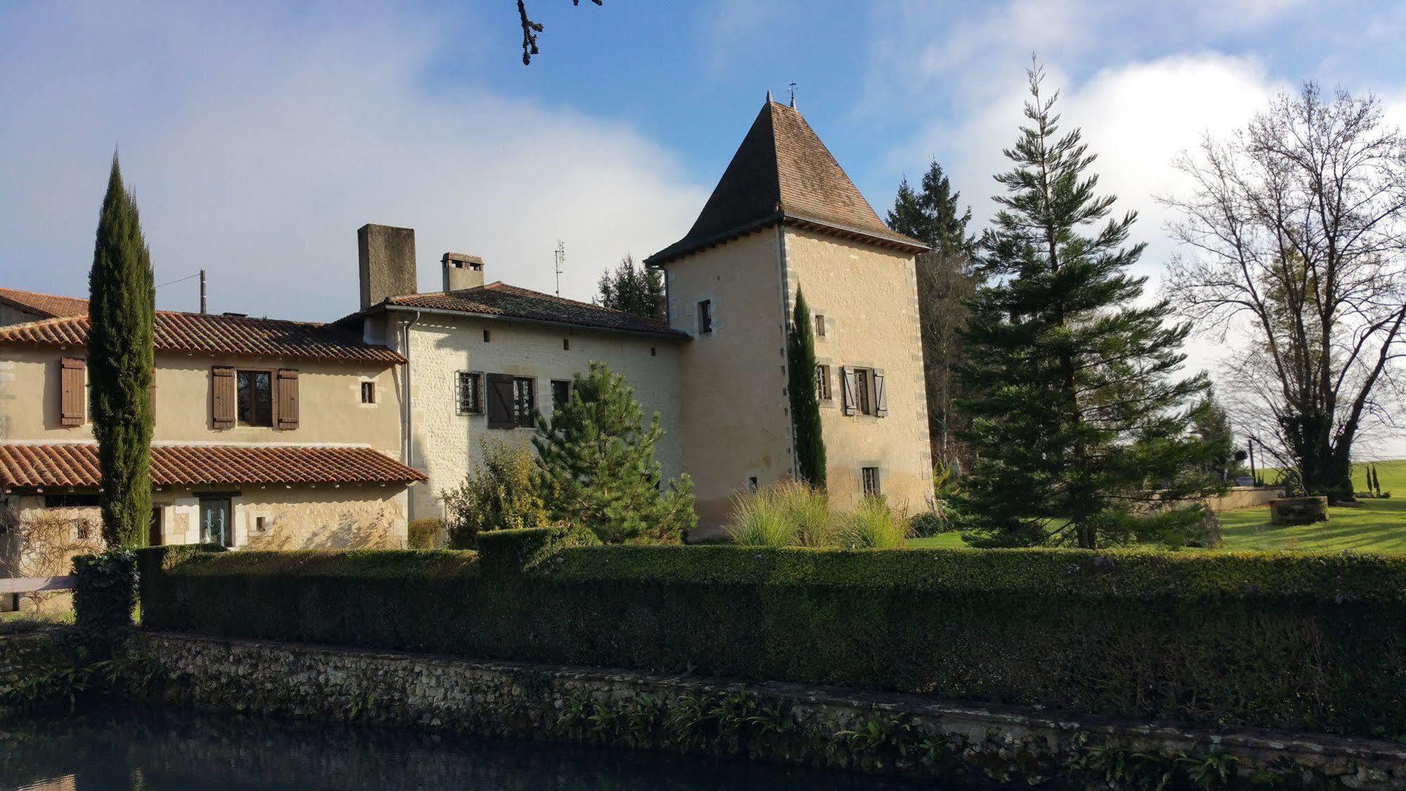 מלון Montboyer Moulin Rouhaud מראה חיצוני תמונה